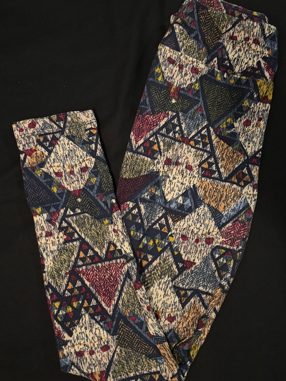 LuLaRoe Vintage Santa OS Leggings